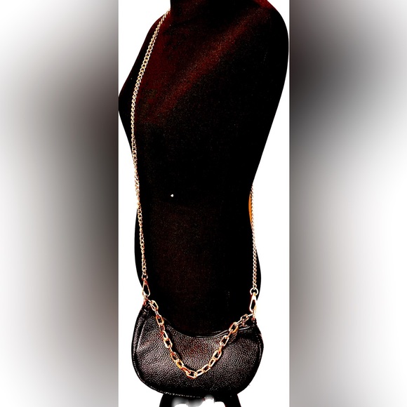 NWT BEAUTIFUL AUTHENTIC SMALL BLACK 100% GENUINE LEATHER CROSSBODY/HANDBAG - Picture 6 of 8